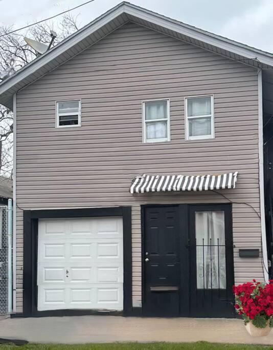 Neptune'S Cottage Galveston Exterior photo